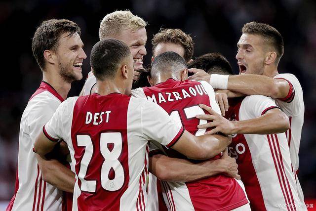 余嘉豪17+12吴前15分 浙江大胜上海3-2进四强