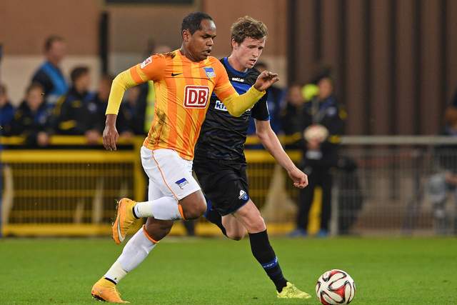 孙铭徽21+15广厦负同曦 原帅30分山西胜四川