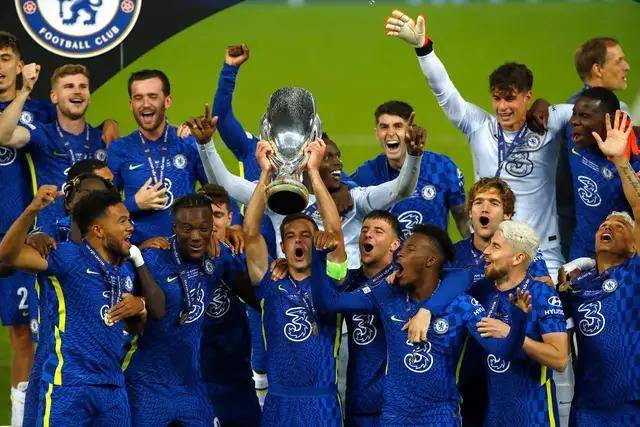 布朗26分绿军轻取开拓者5连胜 魔术大胜公牛